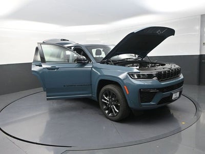 2026 Jeep Grand Cherokee Limited Reserve