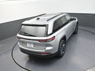 2026 Jeep Grand Cherokee Base