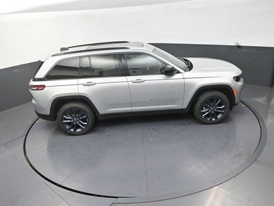 2026 Jeep Grand Cherokee Base