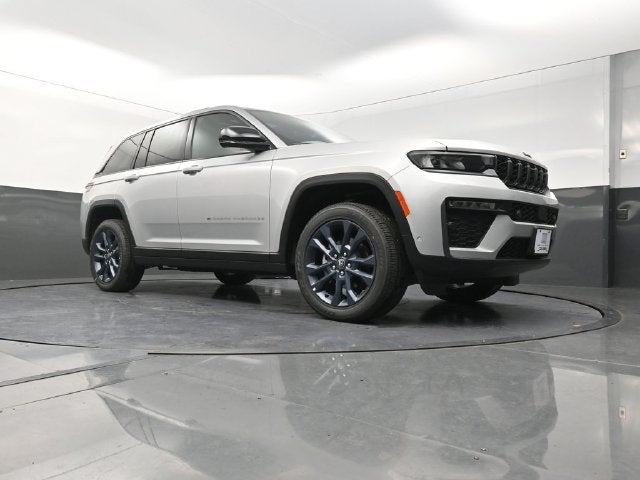 2026 Jeep Grand Cherokee Base