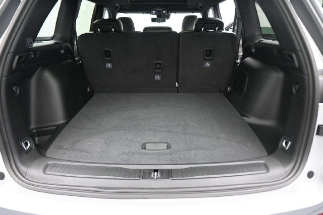 2026 Jeep Grand Cherokee Base