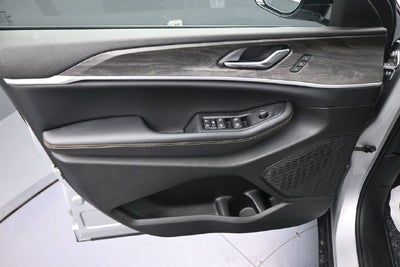 2026 Jeep Grand Cherokee Base