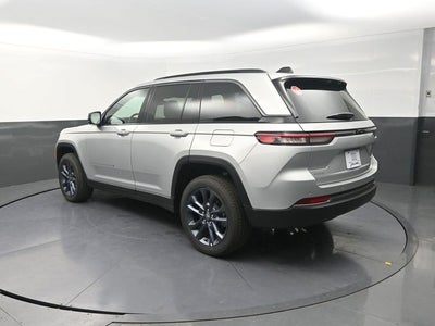 2026 Jeep Grand Cherokee Base