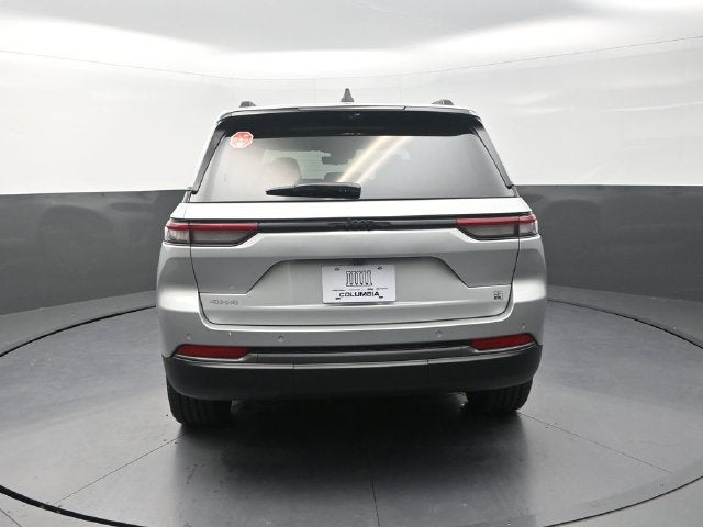 2026 Jeep Grand Cherokee Base