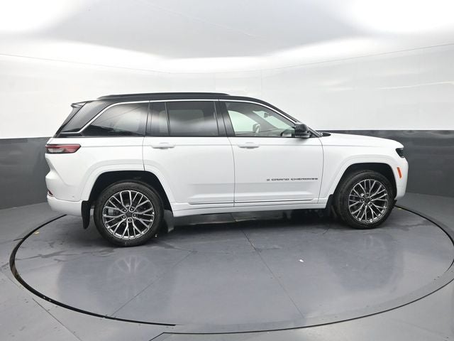 2026 Jeep Grand Cherokee Summit