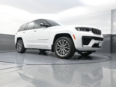2026 Jeep Grand Cherokee Summit