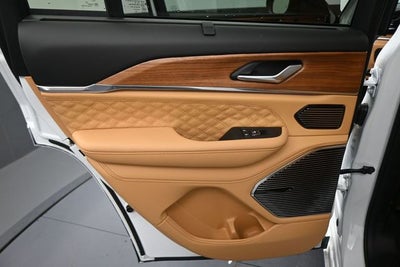 2026 Jeep Grand Cherokee Summit