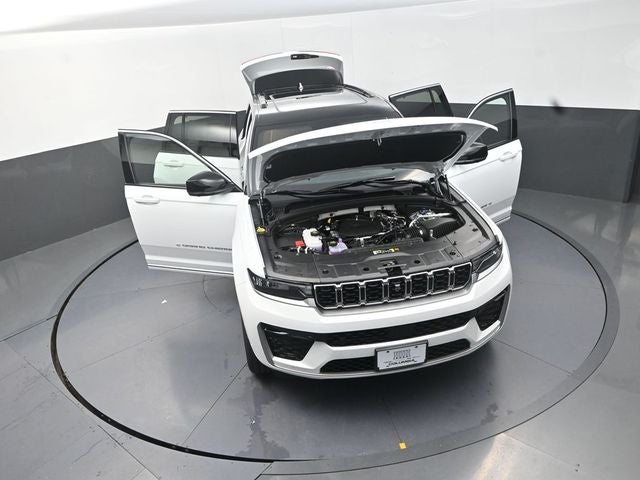 2026 Jeep Grand Cherokee Summit