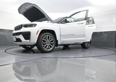 2026 Jeep Grand Cherokee Summit