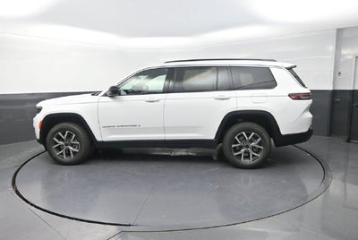 2027 Jeep Grand Cherokee L Laredo