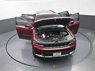 2025 Jeep Grand Cherokee L Laredo