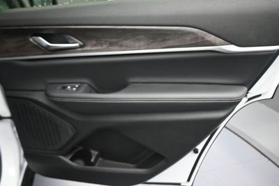 2026 Jeep Grand Cherokee L Altitude