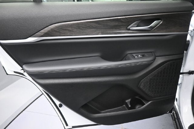 2026 Jeep Grand Cherokee L Altitude