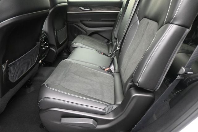 2026 Jeep Grand Cherokee L Altitude