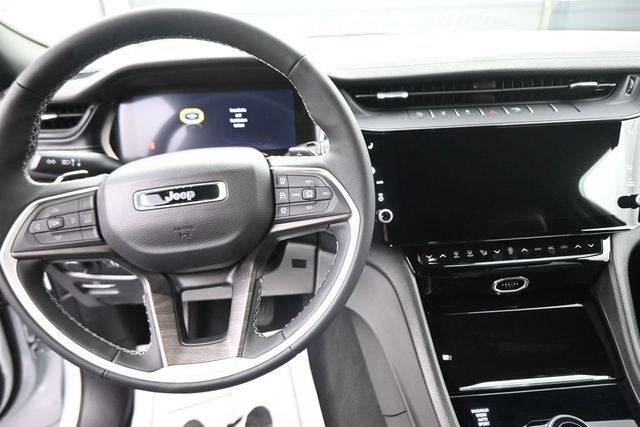 2026 Jeep Grand Cherokee L Altitude