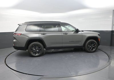 2027 Jeep Grand Cherokee L Laredo Altitude