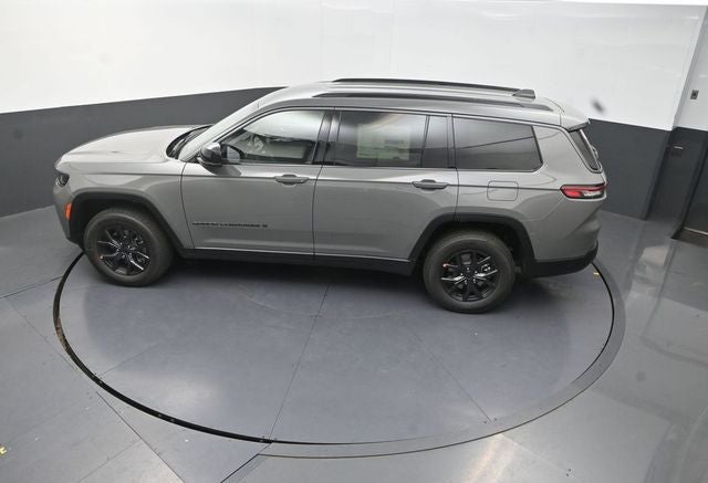 2027 Jeep Grand Cherokee L Laredo Altitude