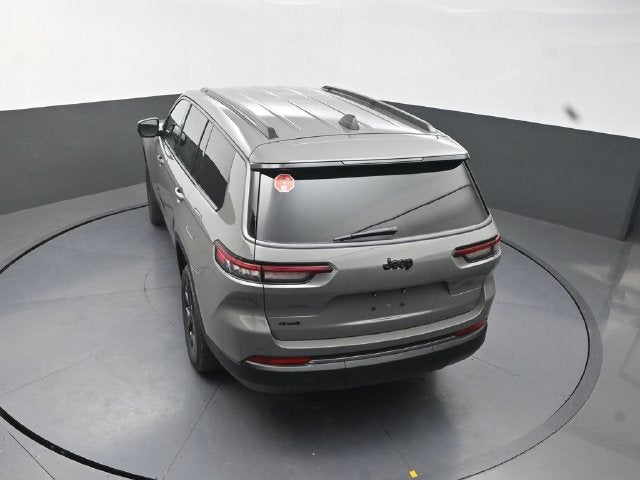 2027 Jeep Grand Cherokee L Laredo Altitude