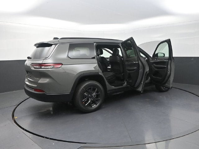 2027 Jeep Grand Cherokee L Laredo Altitude