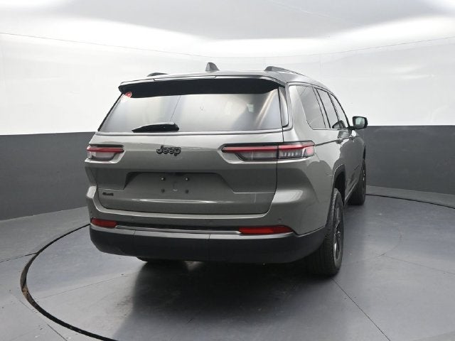 2027 Jeep Grand Cherokee L Laredo Altitude