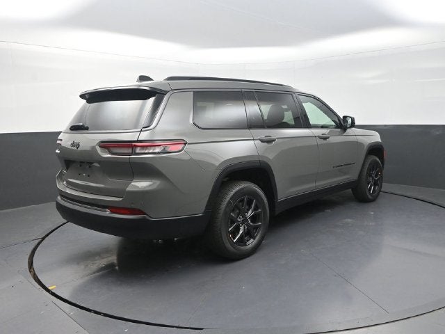 2027 Jeep Grand Cherokee L Laredo Altitude