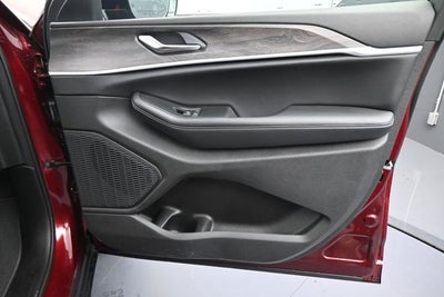 2026 Jeep Grand Cherokee L Laredo