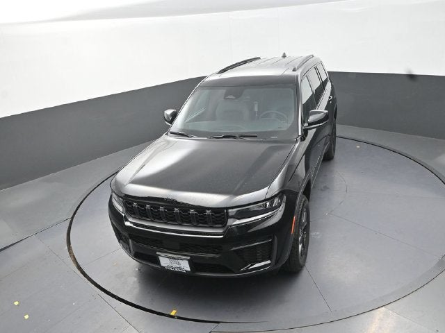 2027 Jeep Grand Cherokee L Laredo Altitude