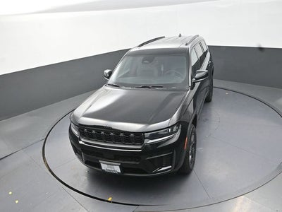 2027 Jeep Grand Cherokee L Laredo Altitude
