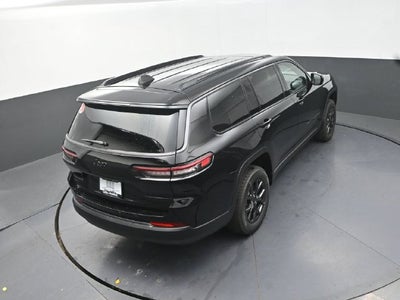 2027 Jeep Grand Cherokee L Laredo Altitude