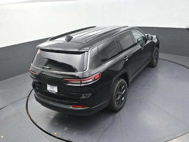 2027 Jeep Grand Cherokee L Laredo Altitude