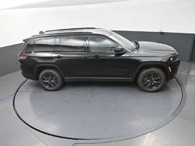 2027 Jeep Grand Cherokee L Laredo Altitude