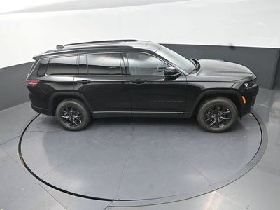 2027 Jeep Grand Cherokee L Laredo Altitude
