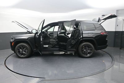 2027 Jeep Grand Cherokee L Laredo Altitude