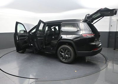 2027 Jeep Grand Cherokee L Laredo Altitude