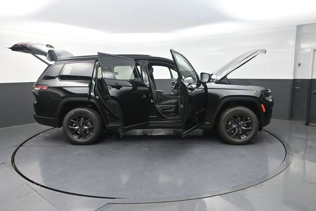 2027 Jeep Grand Cherokee L Laredo Altitude