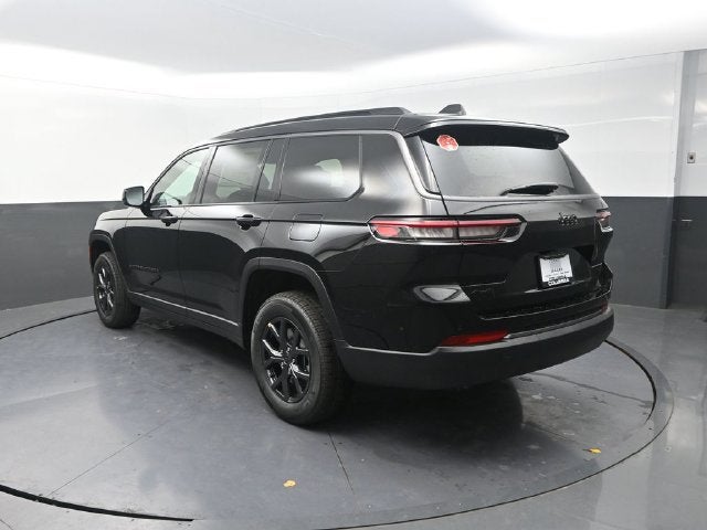2027 Jeep Grand Cherokee L Laredo Altitude