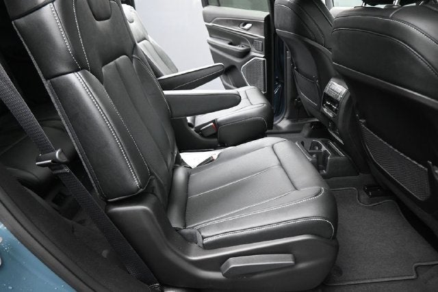 2026 Jeep Grand Cherokee L Limited Reserve