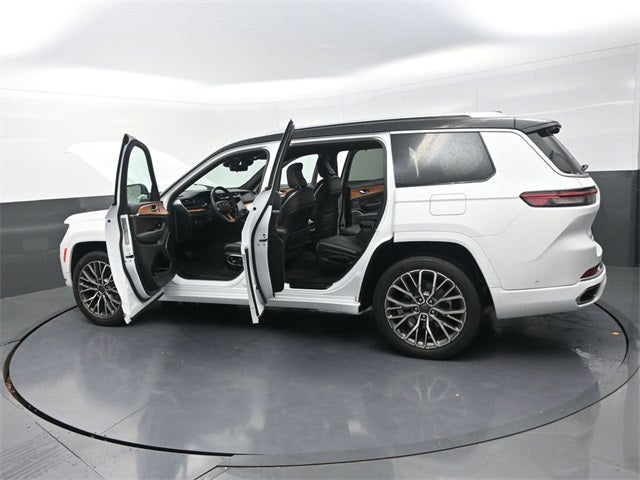 2023 Jeep Grand Cherokee L Summit