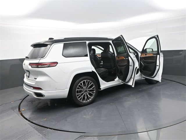 2023 Jeep Grand Cherokee L Summit