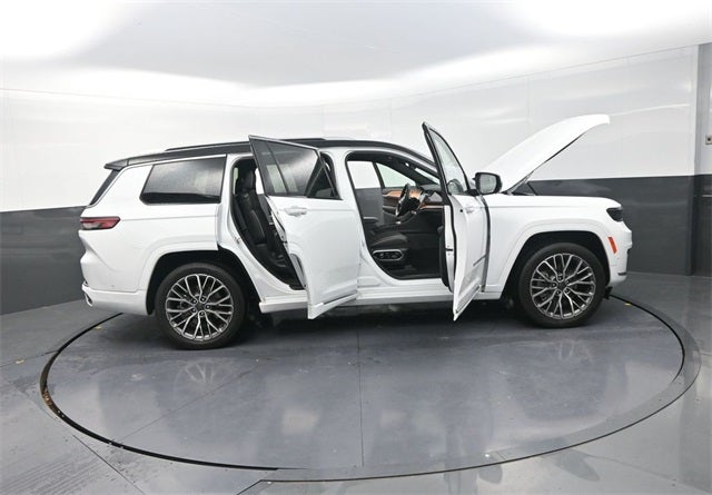 2023 Jeep Grand Cherokee L Summit