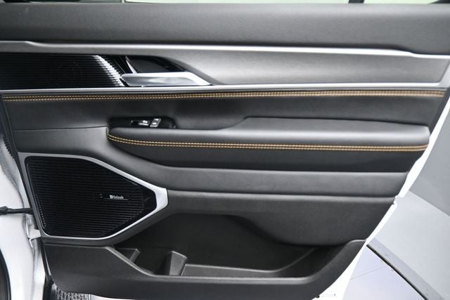 2026 Jeep Grand Wagoneer L Base