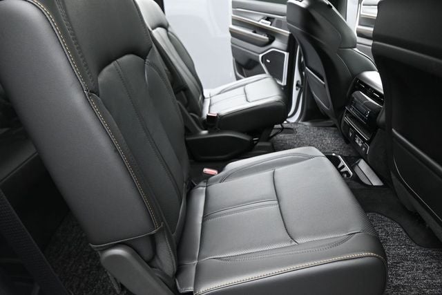2026 Jeep Grand Wagoneer L Base