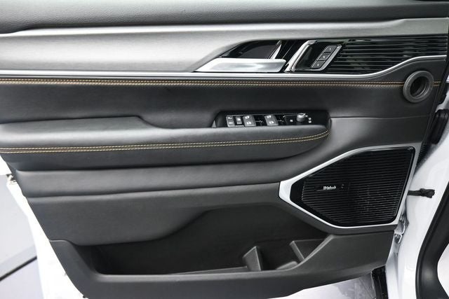 2026 Jeep Grand Wagoneer L Base