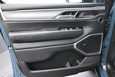 2027 Jeep Grand Wagoneer L Base