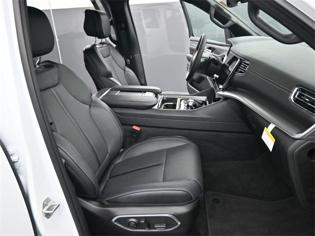 2025 Jeep Wagoneer L Series II