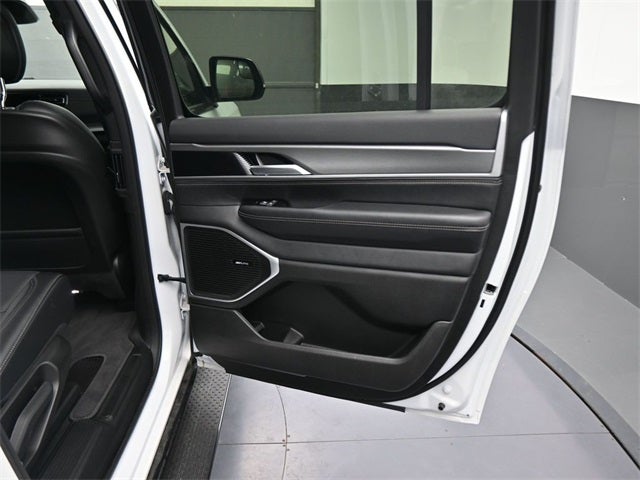 2025 Jeep Wagoneer L Series II