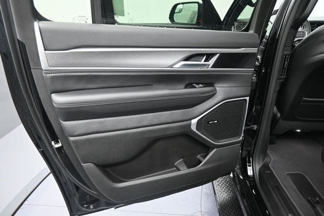 2026 Jeep Grand Wagoneer L Limited Altitude
