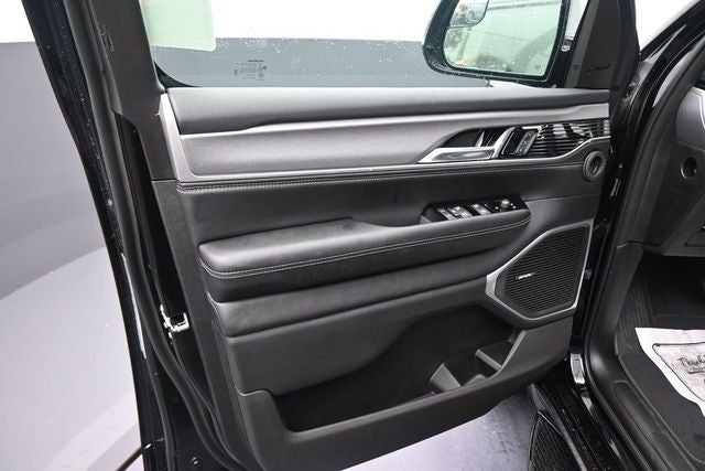 2026 Jeep Grand Wagoneer L Limited Altitude