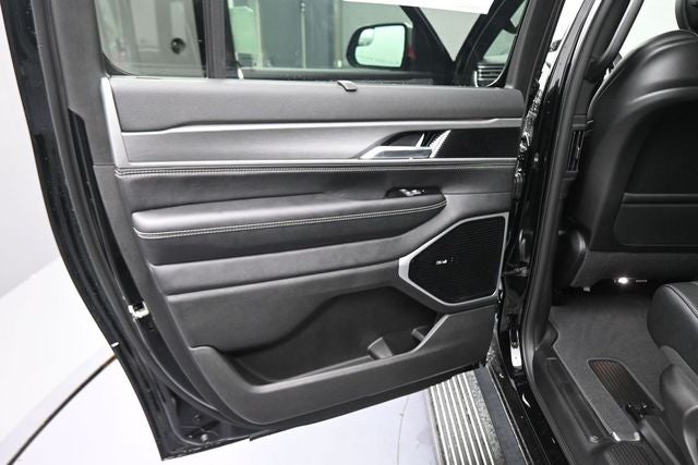 2026 Jeep Grand Wagoneer L Limited Reserve