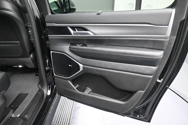2026 Jeep Grand Wagoneer L Limited Reserve